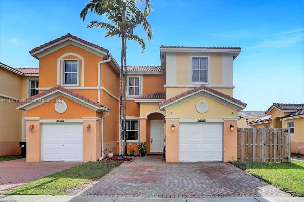 Villas Del Campo, 24705 SW 110th Pl #n/a, Princeton, Florida 33032, image 2