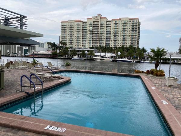 Lauderdale Tower, 2900 NE 30th St #2B, Fort Lauderdale, Florida 33306, image 1