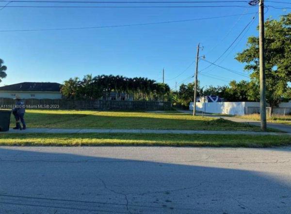 H A Camerons, NW 6 STREET Nw 4th Ave, Homestead, Florida 33030, image 1