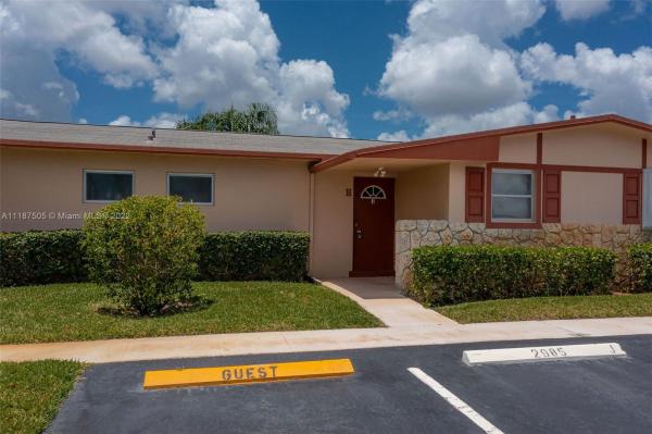 Crosley At Cresthaven Villas, 2985 W Crosley Dr W #H, West Palm Beach, Florida 33415, image 2