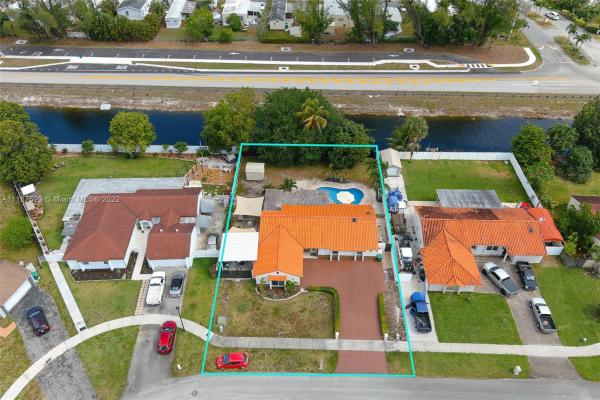 Country Lake Manors, 5821 NW 201st Ln, Country Club, Florida 33015, image 2