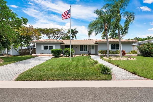 Hollywood Lakes, 1231 Lincoln St, Hollywood, Florida 33019, image 2