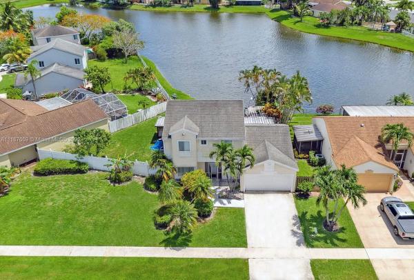 Boca Landings, 9868 Robins Nest Rd, Boca Raton, Florida 33496, image 2