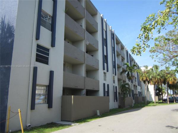 Samari Lake East, 10090 NW 80th Ct #1304, Hialeah Gardens, Florida 33016, image 2