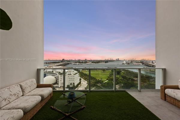 Ten Museum Park Residential, 1040 Biscayne Blvd #1602, Miami, Florida 33132, image 2