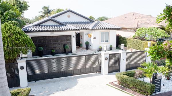 Olivia Gardens, 8754 NW 146th Ln, Miami Lakes, Florida 33018, image 1
