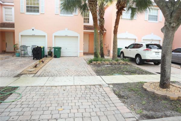 University Landings, 6341 Landings Ter #6341, Tamarac, Florida 33321, image 1