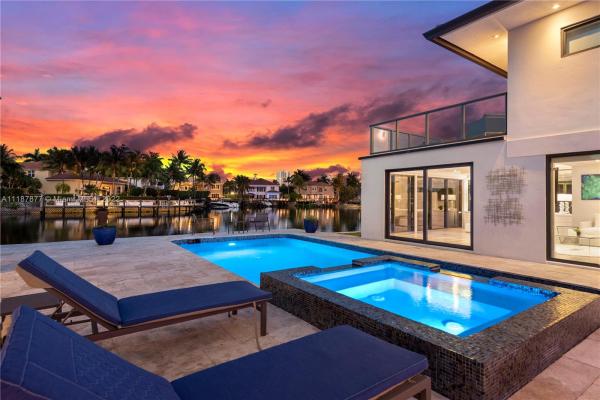 Hollywood Golf Estates, 1025 Diplomat Pkwy, Hollywood, Florida 33019, image 1