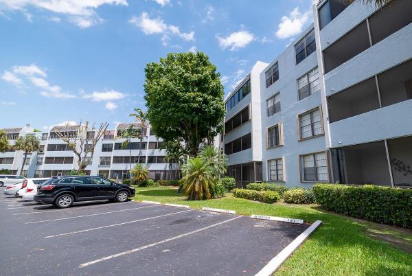 Kendall Gate, 10854 SW 88th St #119, Kendall, Florida 33176, image 1