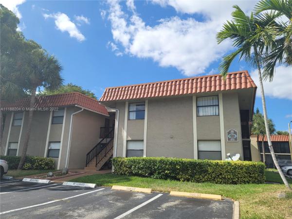 Banyan Tree, 9712 Hammocks Blvd #201-30, The Hammocks, Florida 33196, image 1