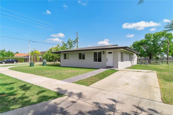 Hamilton Estates, 14302 SW 289th Ter, Leisure City, Florida 33033, image 1