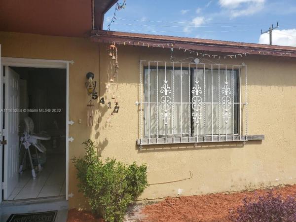 Lakes Of Acadia, 5417 NW 198th Ter, Miami Gardens, Florida 33055, image 2
