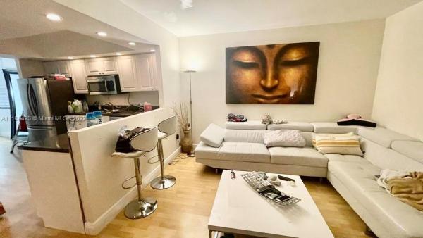 Villa Dorada, 20341 NE 30th Ave #117-6, Aventura, Florida 33180, image 2