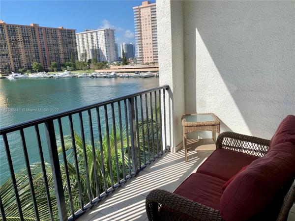 Porto Bellagio, 17100 N Bay Rd #1507, Sunny Isles Beach, Florida 33160, image 2