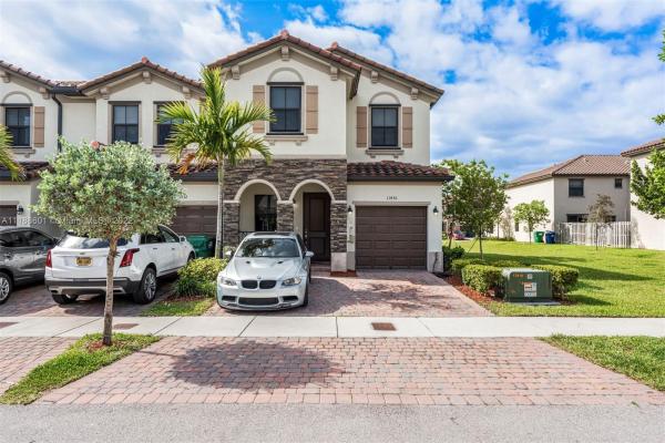 Artesa At Coco Palm Estates, 11436 SW 252nd St #11436, Princeton, Florida 33032, image 2