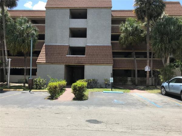 Summertree Village, 511 Ives Dairy Rd #106-6, Ives Estates, Florida 33179, image 1