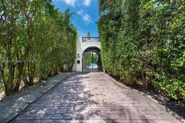 Orchard, 3184 Sheridan Ave, Miami Beach, Florida 33140, image 2