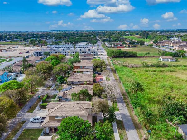 Cedar West Homes, 26003 SW 138th Ct, Naranja, Florida 33032, image 1