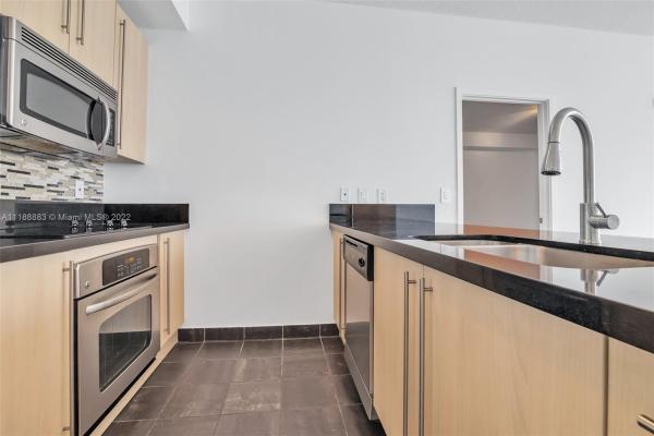 Axis On Brickell North, 1111 SW 1 Ave #2822, Miami, Florida 33130, image 2