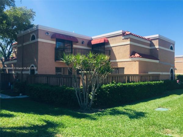Banyan Lake, 8201 Thames Blvd #C, Boca Raton, Florida 33433, image 1
