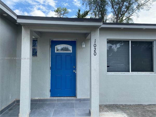 Sunkist Grove, 1020 NW 123rd St, North Miami, Florida 33168, image 2