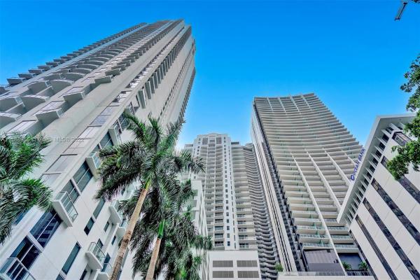 1050 Tower, 1050 Brickell Ave #1010, Miami, Florida 33131, image 2