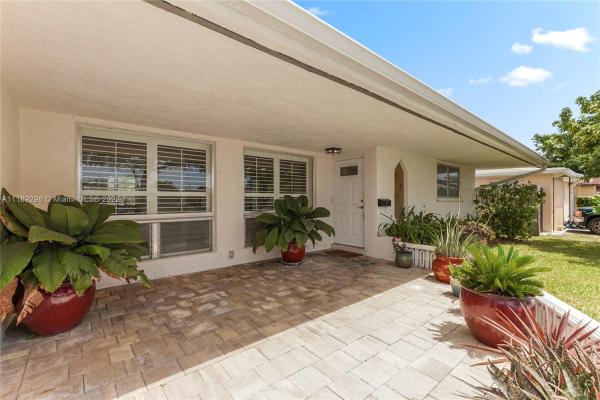 Hollywood Heights, 3205 Taft St, Hollywood, Florida 33021, image 1