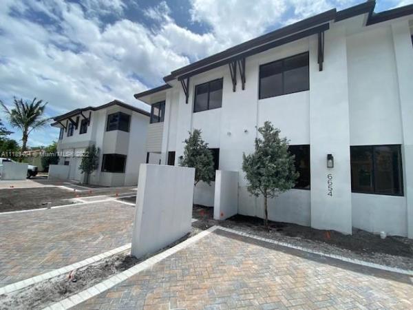 Snapper Creek Groves, Glenvar Heights, Florida 33143, image 1