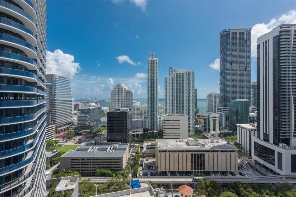 Brickell Heights East, 45 SW 9th St #2501, Miami, Florida 33130, image 2