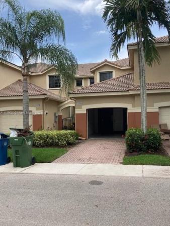 Courtyard At The Grove, Weston, Florida 33332, image 1