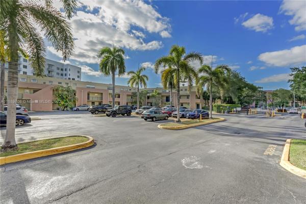 Park East, 230 NW 87th Ave #I110, Fountainebleau, Florida 33172, image 1