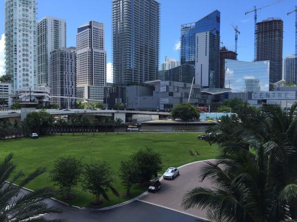 The Ivy At Riverfront, 90 SW 3rd St #TH506, Miami, Florida 33130, image 2