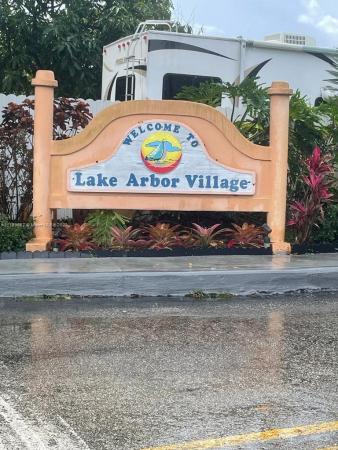 Lakes Of Acadia, 5332 NW 198th Ter, Miami Gardens, Florida 33055, image 2