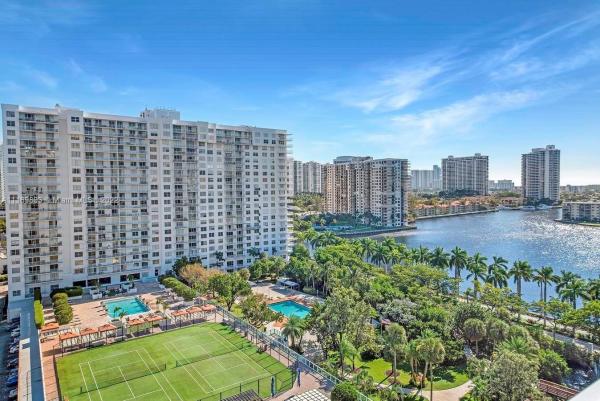 Admirals Port West, 2801 NE 183rd St #1602W, Aventura, Florida 33160, image 2