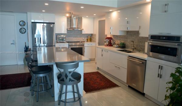 Metropolis At Dadeland, 9055 SW 73rd Ct #1605, Kendall, Florida 33156, image 2