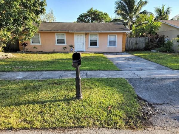 North Lauderdale Village, 8140 SW 5th St, Tamarac, Florida 33068, image 1