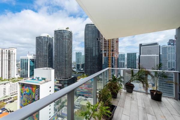 1010 Brickell, 1010 Brickell Ave #2811, Miami, Florida 33131, image 2