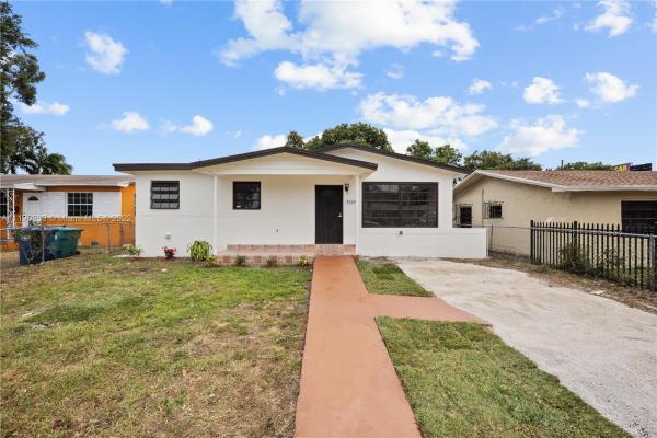 Golf Park, 2540 NW 120th St, Westview, Florida 33167, image 1