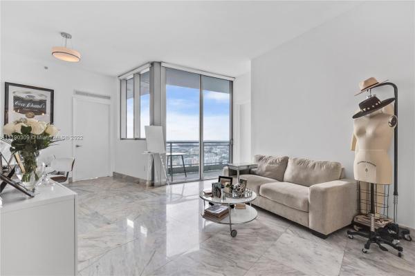 Mint At Riverfront, 92 SW 3rd St #5106, Miami, Florida 33130, image 2