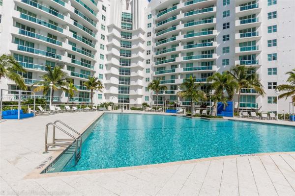 360, 7900 NE Harbor Island Dr #625, North Bay Village, Florida 33141, image 2