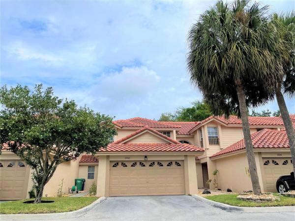 Cypress Glen Townhomes, 10843 Cypress Glen Dr #10843, Coral Springs, Florida 33071, image 1