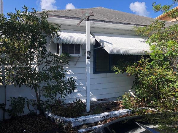 Hollywood Lakes, 1711 Jackson St, Hollywood, Florida 33020, image 2