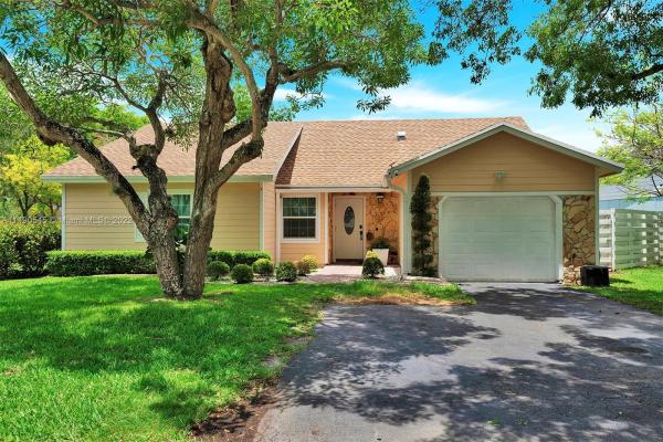 Willow Bend, 14039 SW 150th Ter, Country Walk, Florida 33186, image 1
