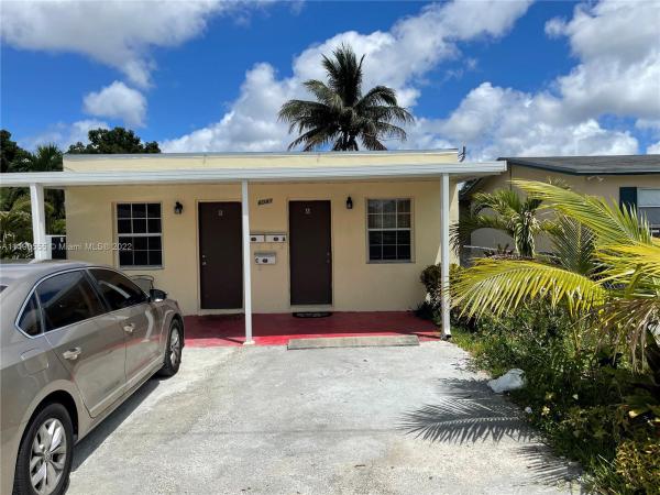 Pine Ridge Park, 6043 Polk St #A-C, Hollywood, Florida 33024, image 2