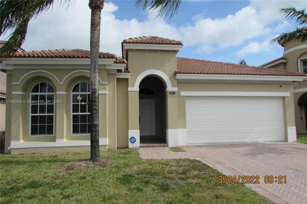 Ventanas At Homestead, 2211 SE 1st St, Homestead, Florida 33033, image 1
