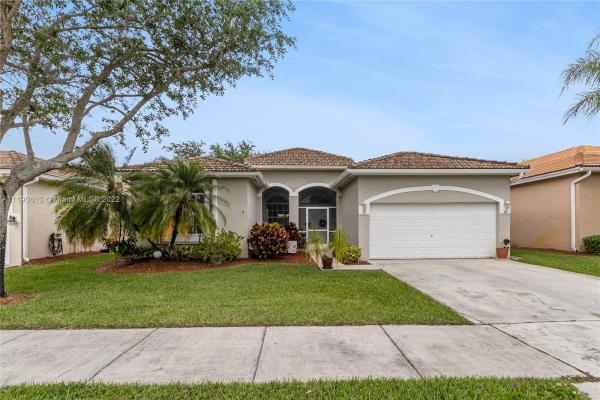 North Gate, 2345 SE 4th Pl, Homestead, Florida 33033, image 2