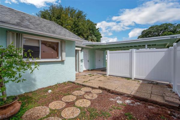 Greenhouse Of Boca, 9274 SW 5th St #D, Boca Raton, Florida 33428, image 1
