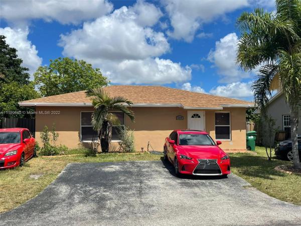 Bent Tree, 4215 SW 138th Ct, Kendale Lakes, Florida 33175, image 2