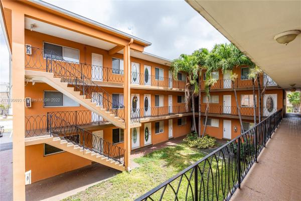 River Grand 2, 2330 NW 11th St #27, Miami, Florida 33125, image 1