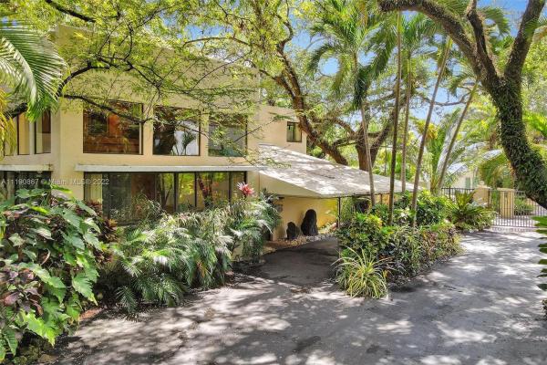 Kumquat Village, 4007 Kumquat Ave, Miami, Florida 33133, image 2